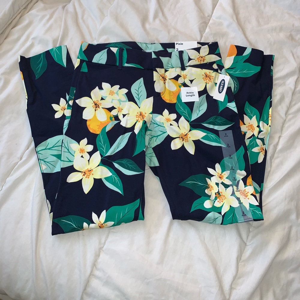 Old navy lemon pixie pants
